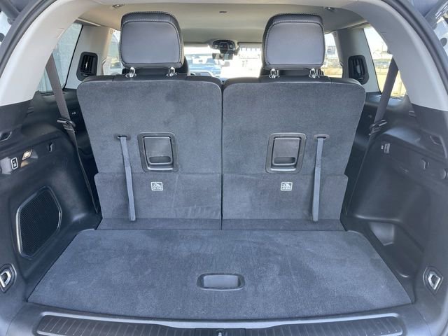 Used 2023 Jeep Grand Cherokee L Limited w/ Luxury Tech Group II image 24