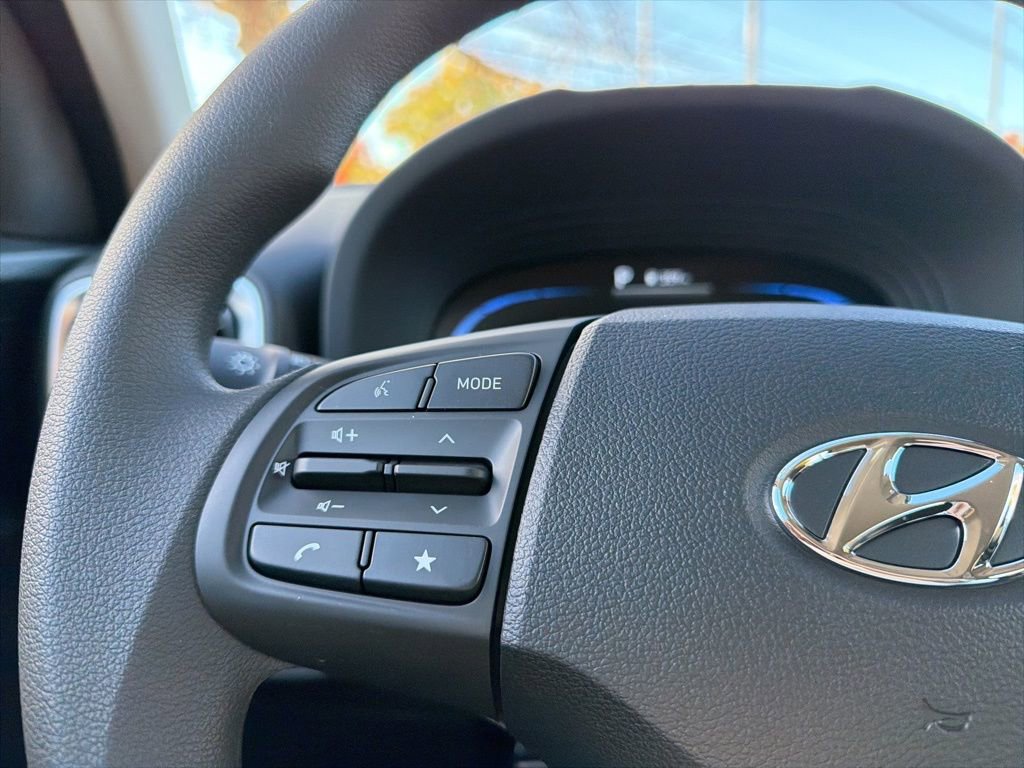 New 2026 Hyundai Venue SE FWD image 28