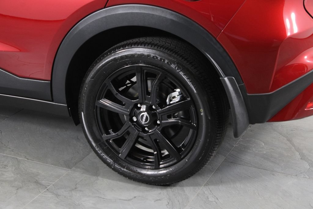 Certified 2024 Nissan Kicks SR FWD image 15