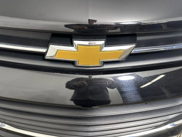 Used 2022 Chevrolet Trax LT w/ LT Convenience Package image 14