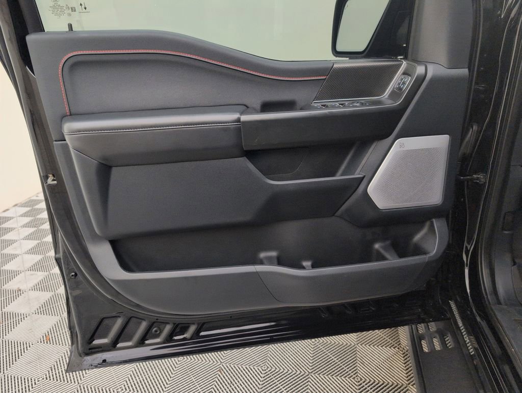 Used 2025 Ford F150 Raptor AWD/4WD image 32