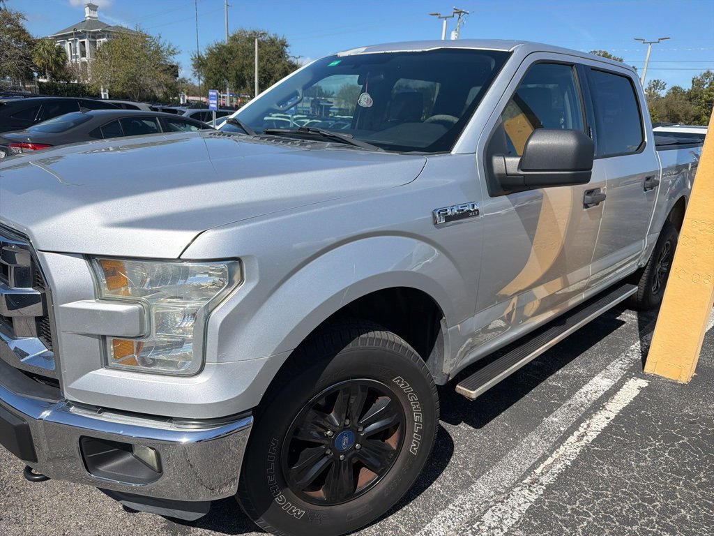 Used 2015 Ford F150 XLT image 1