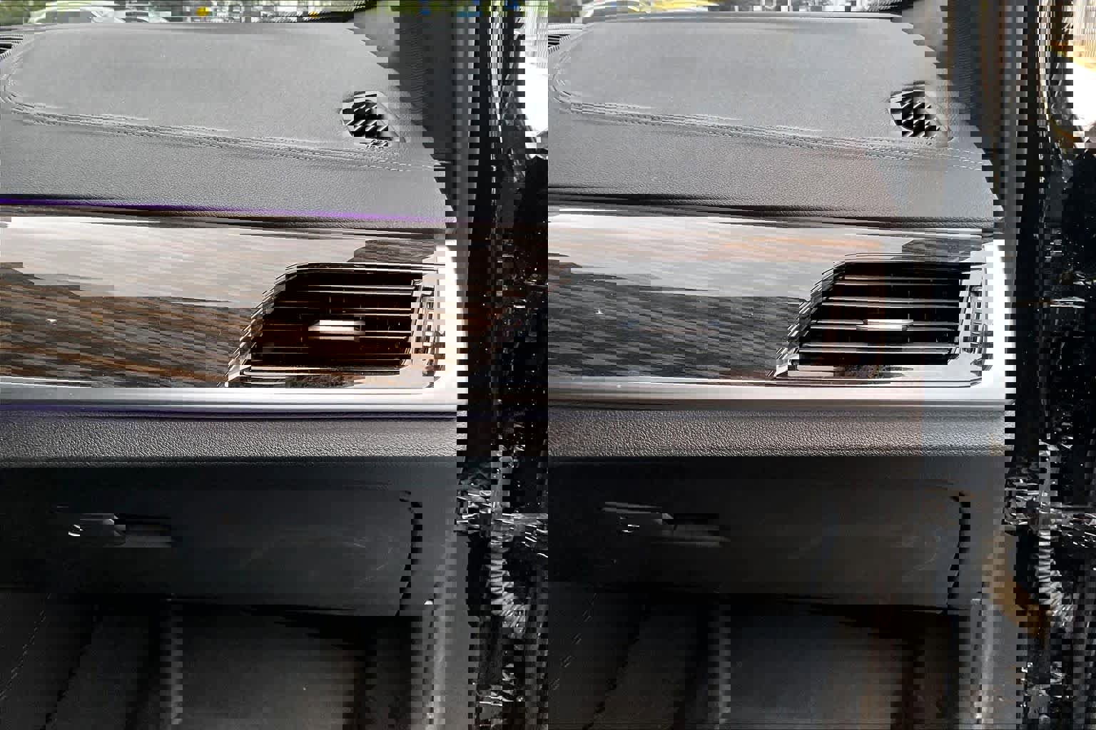 Used 2021 BMW M550i xDrive w/ Premium Package image 20