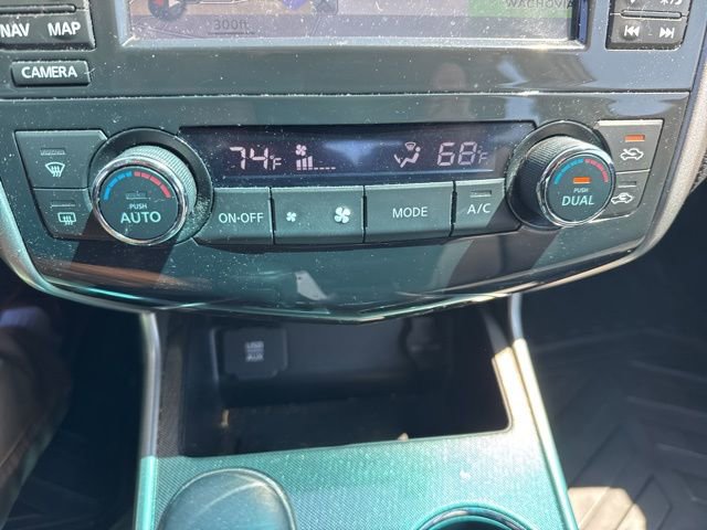 Used 2015 Nissan Altima 3.5 SL image 23