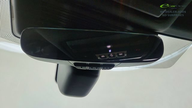 Used 2024 Land Rover Discovery Metropolitan Edition AWD/4WD image 69