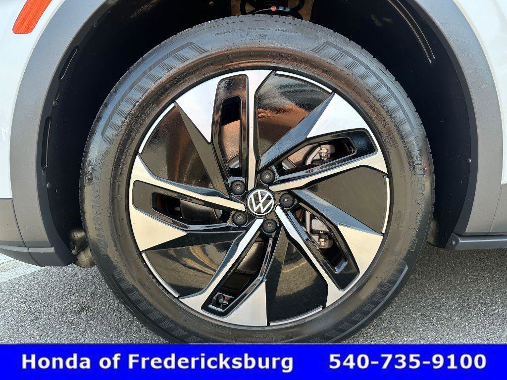 Used 2021 Volkswagen ID.4 Pro image 10