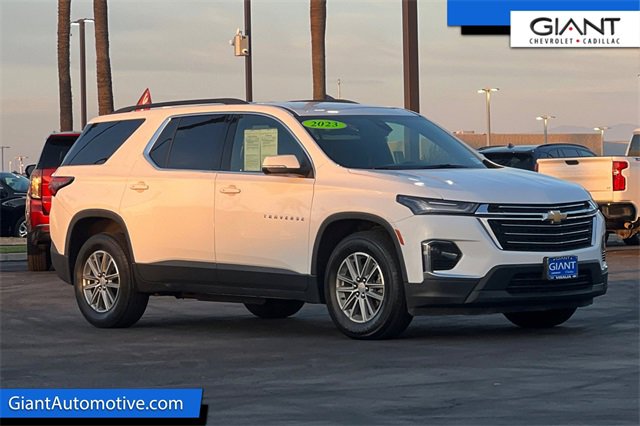 Used 2023 Chevrolet Traverse LT
