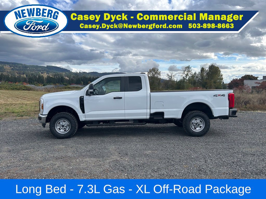 New 2027 Ford F250 XL w/ XL Off-Road 33" Tire Package AWD/4WD 360° Tour