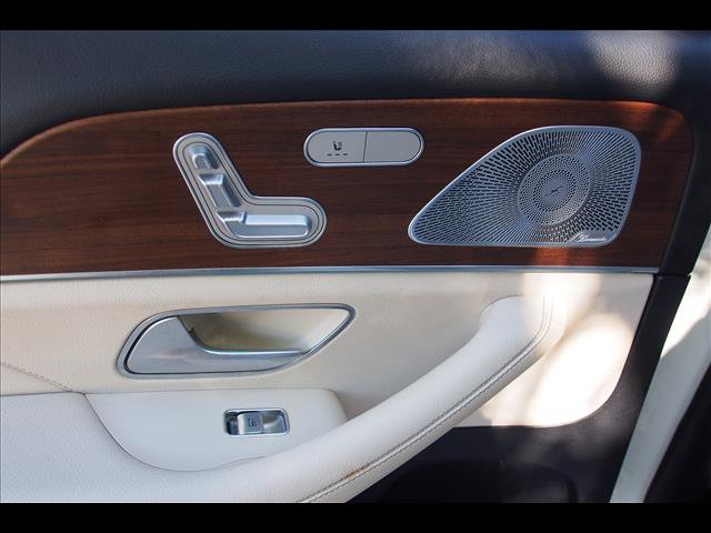 Used 2021 Mercedes-Benz GLS 580 4MATIC image 28