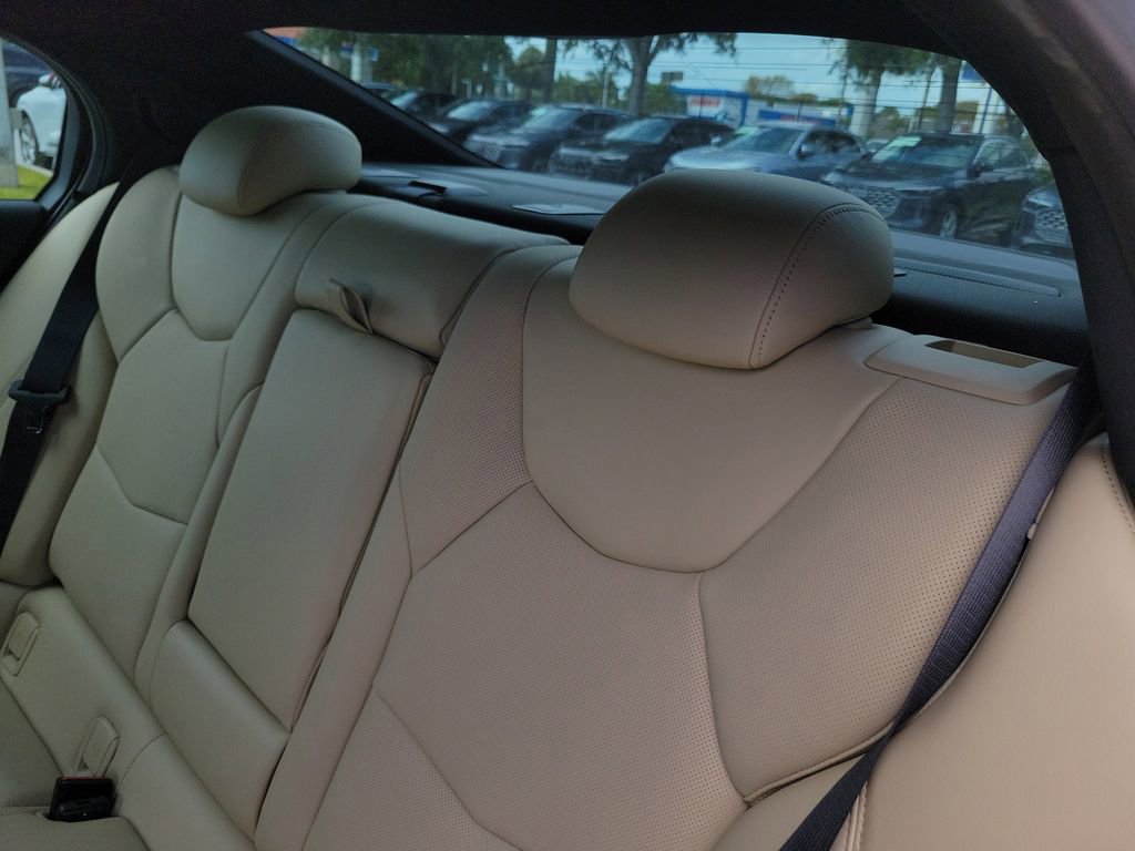 Used 2023 Cadillac CT5 Premium Luxury RWD image 28