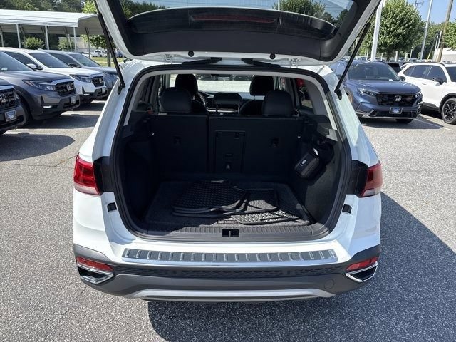 Used 2024 Volkswagen Taos SEL AWD/4WD image 20