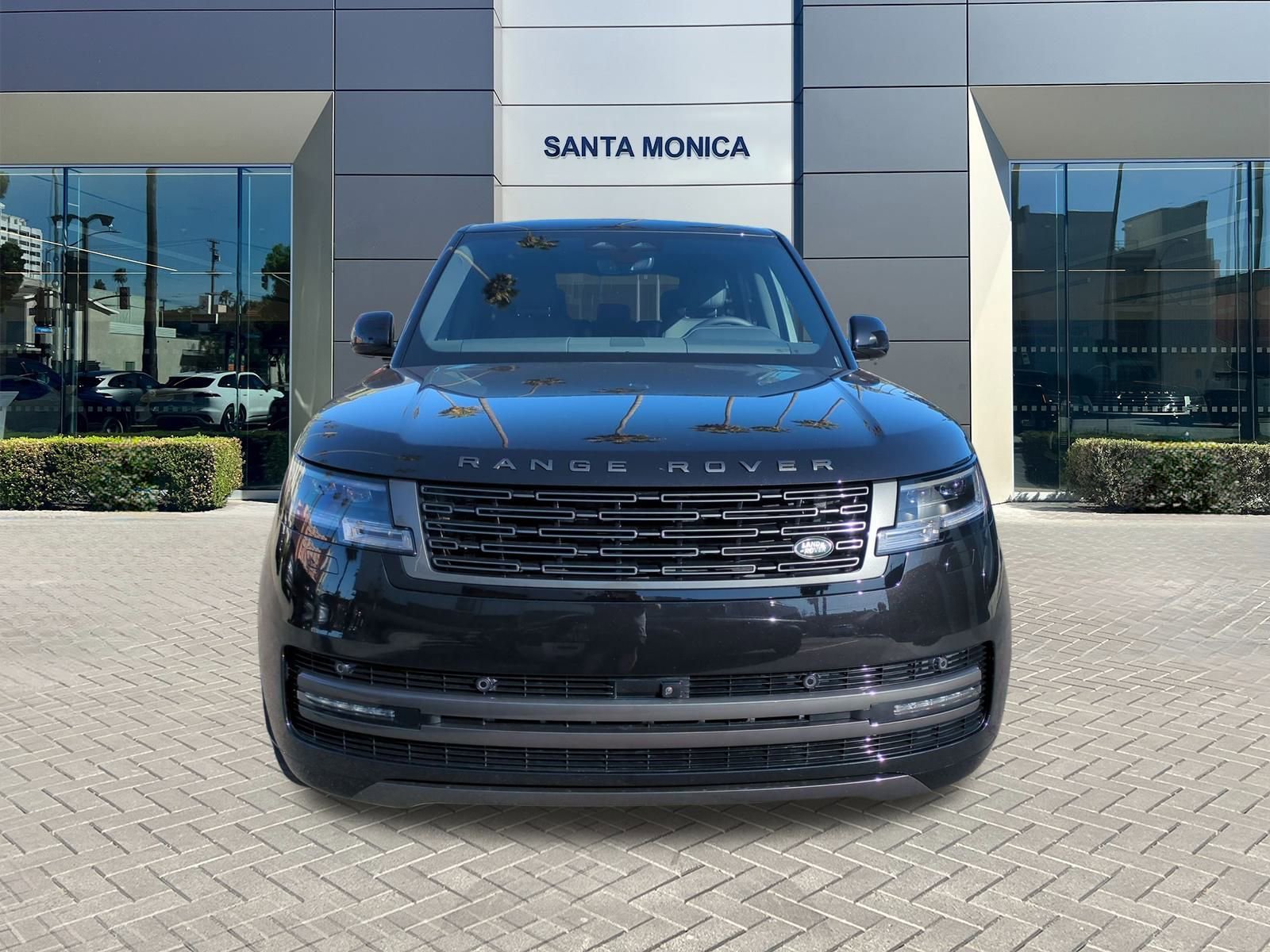 New 2026 Land Rover Range Rover SE image 8