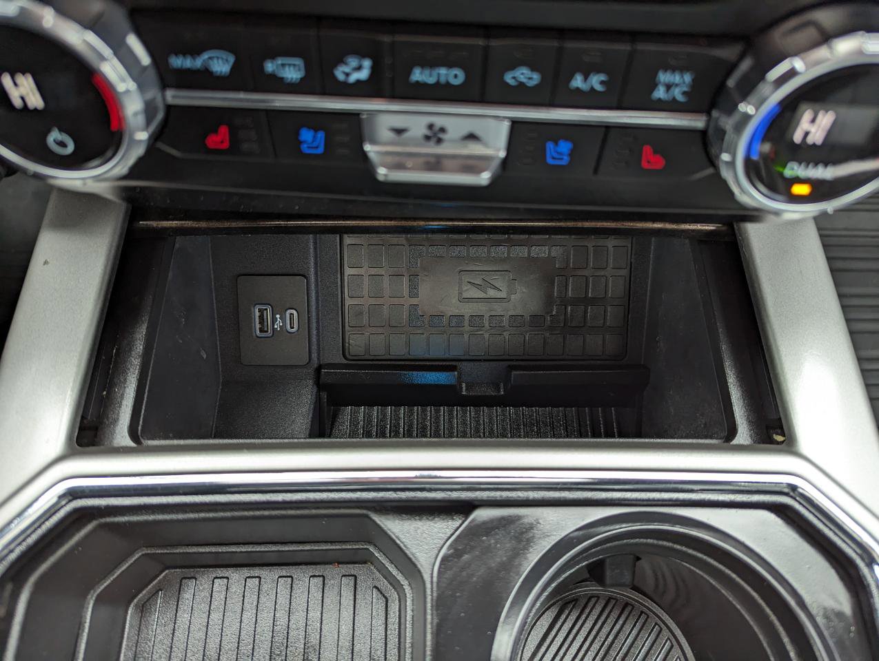 Used 2022 Ford F350 Lariat w/ Lariat Ultimate Package image 28