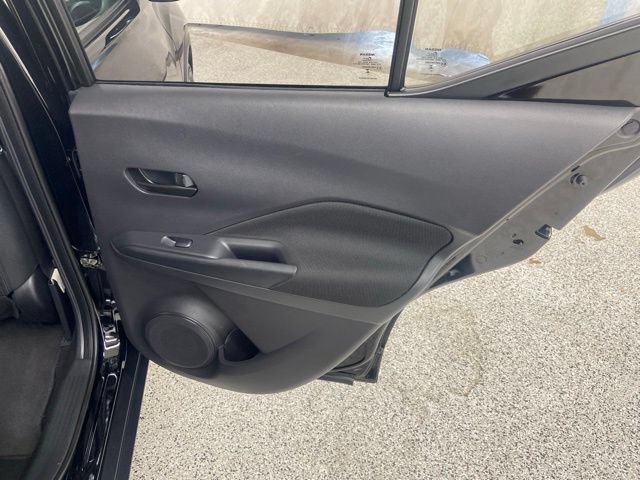 Used 2023 Nissan Kicks S FWD image 17