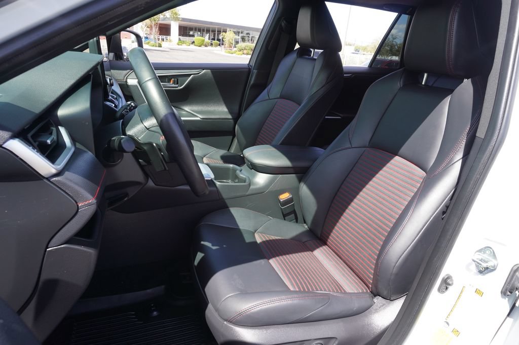 Used 2024 Toyota RAV4 XSE w/ Weather Package AWD/4WD image 15