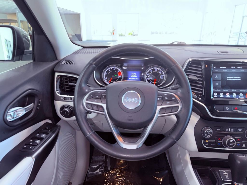 Used 2020 Jeep Cherokee Limited image 17