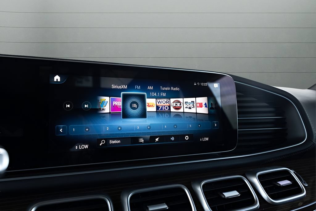 Used 2021 Mercedes-Benz GLS 580 4MATIC image 25