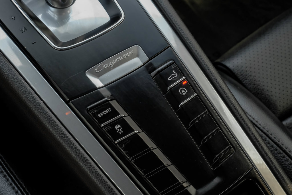 Used 2014 Porsche Cayman RWD image 20