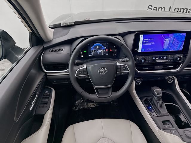 Used 2024 Toyota Grand Highlander AWD Hybrid image 23