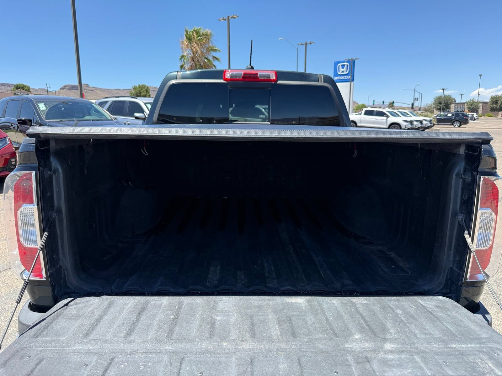 Used 2018 GMC Canyon SLE w/ SLE Convenience Package AWD/4WD image 36
