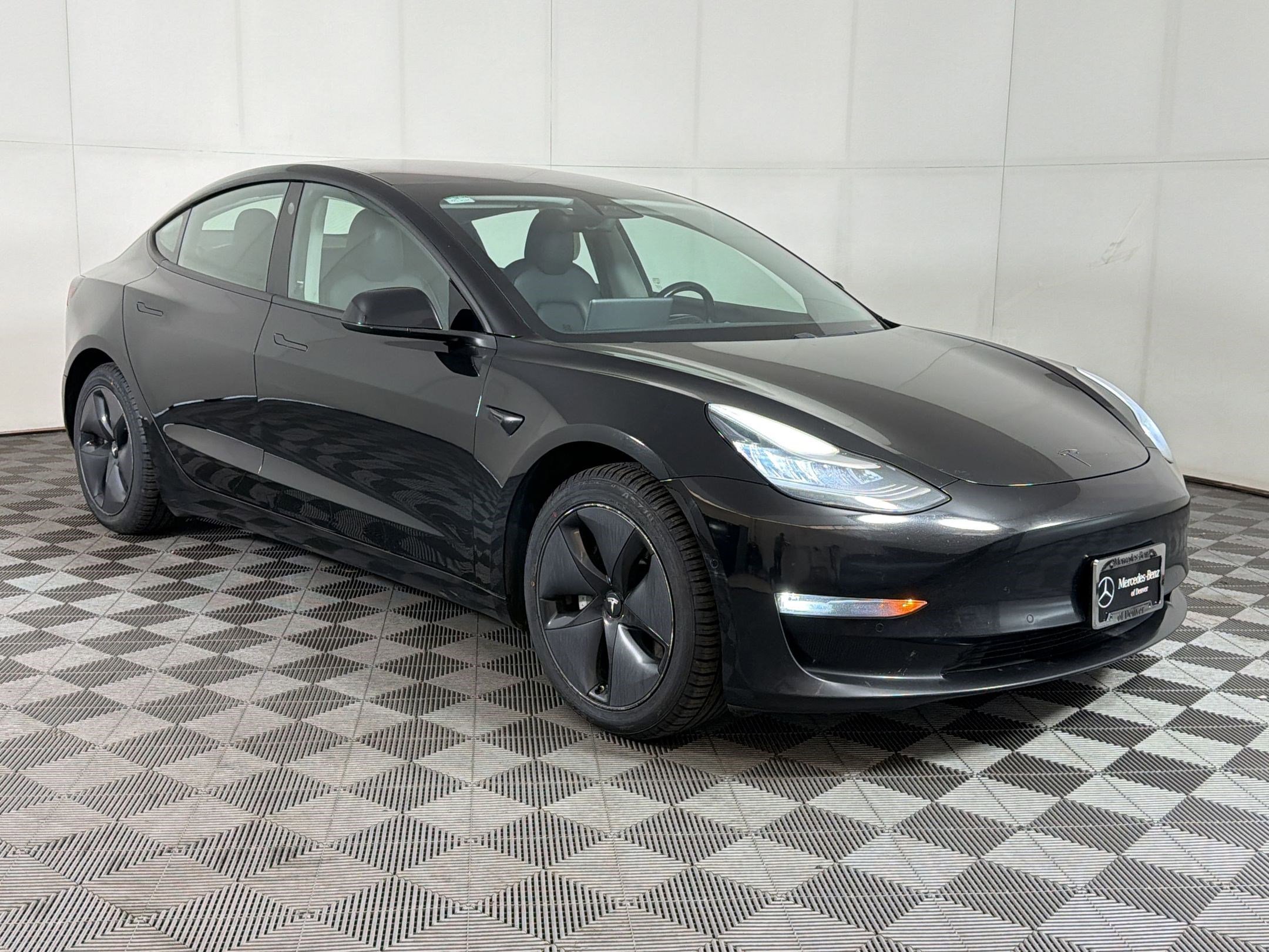 Used 2018 Tesla Model 3 Long Range AWD/4WD image 7