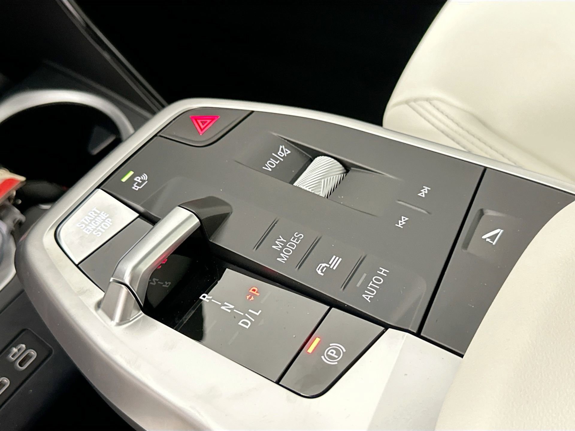New 2026 BMW X1 xDrive28i w/ Technology Package image 16
