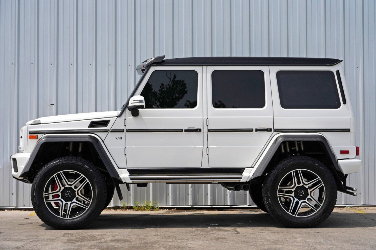 Used 2018 Mercedes-Benz G 550 Squared image 9