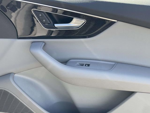 Used 2021 Audi Q7 3.0T Premium Plus w/ Premium Plus Package image 12