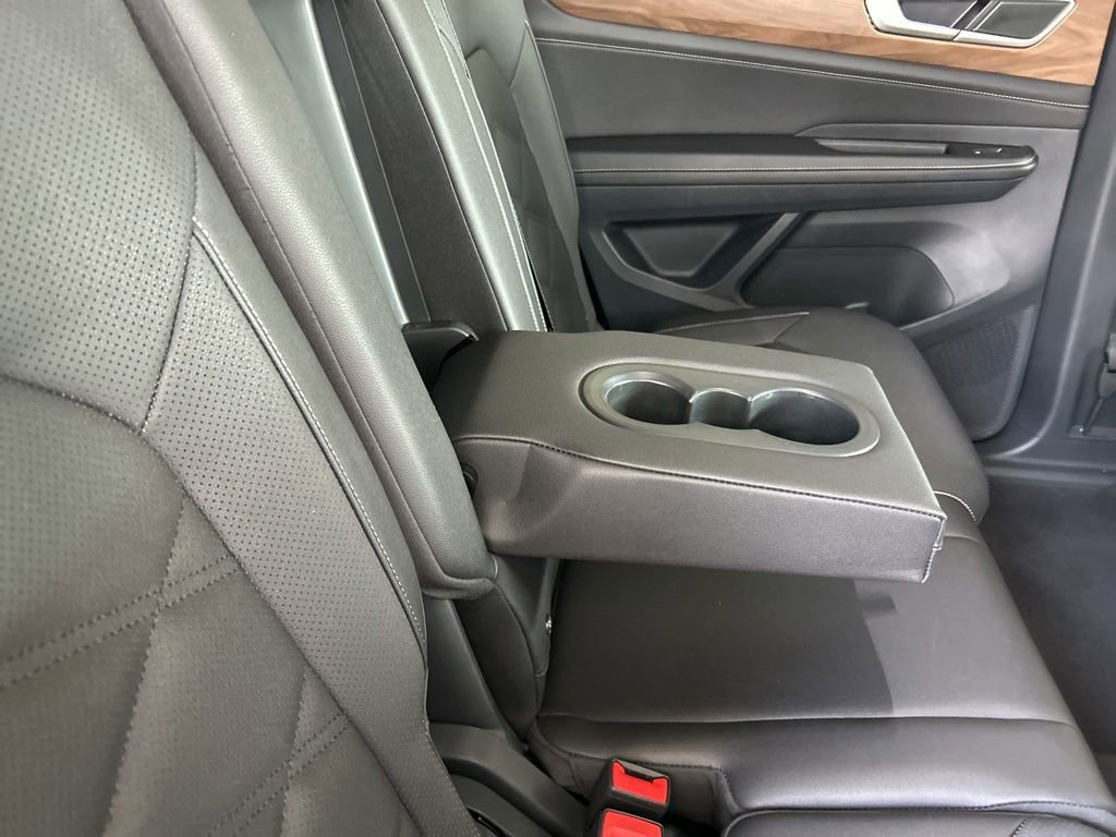 Used 2026 Volkswagen Atlas SE FWD image 27