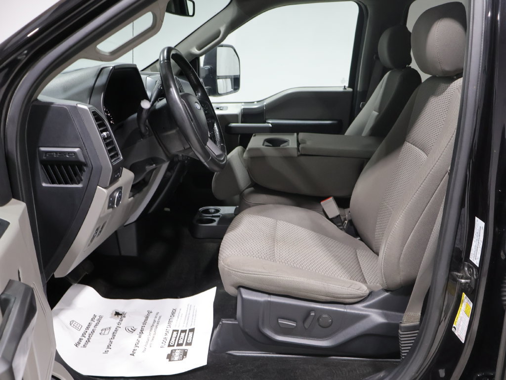 Used 2019 Ford F150 XLT w/ Equipment Group 302A Luxury AWD/4WD image 11