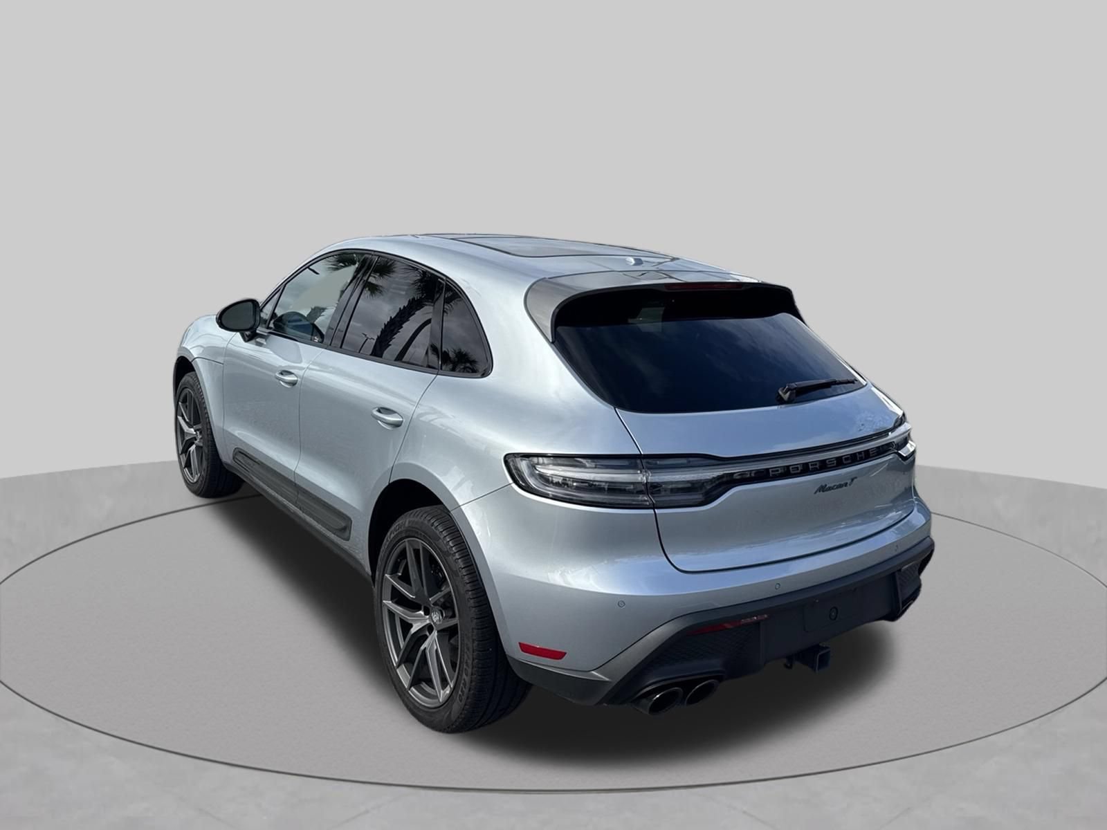 Used 2024 Porsche Macan Turbo AWD/4WD image 13