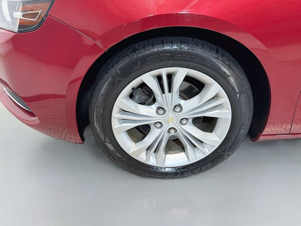 Used 2015 Chevrolet Impala LT w/ Convenience Package FWD image 12