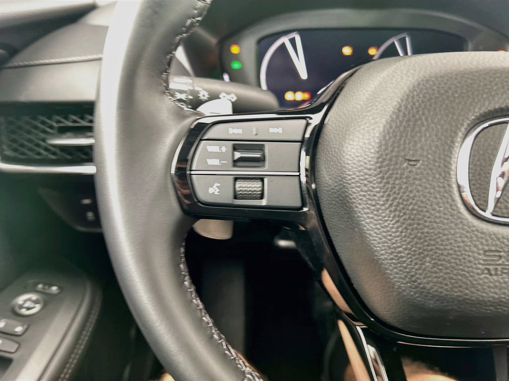 Used 2025 Acura ADX AWD image 11