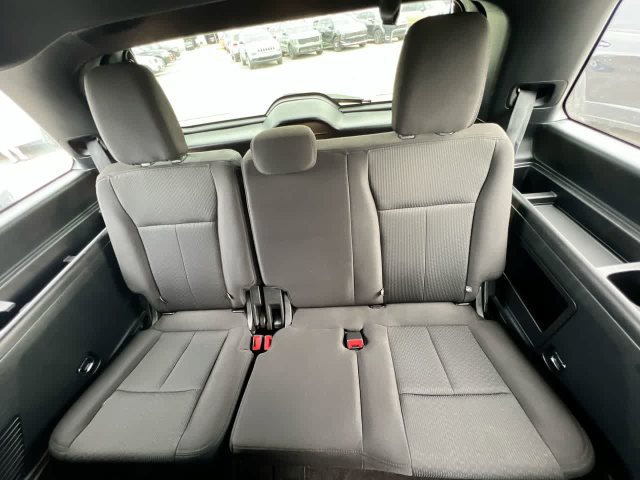 Used 2021 Ford Expedition XLT AWD/4WD image 24