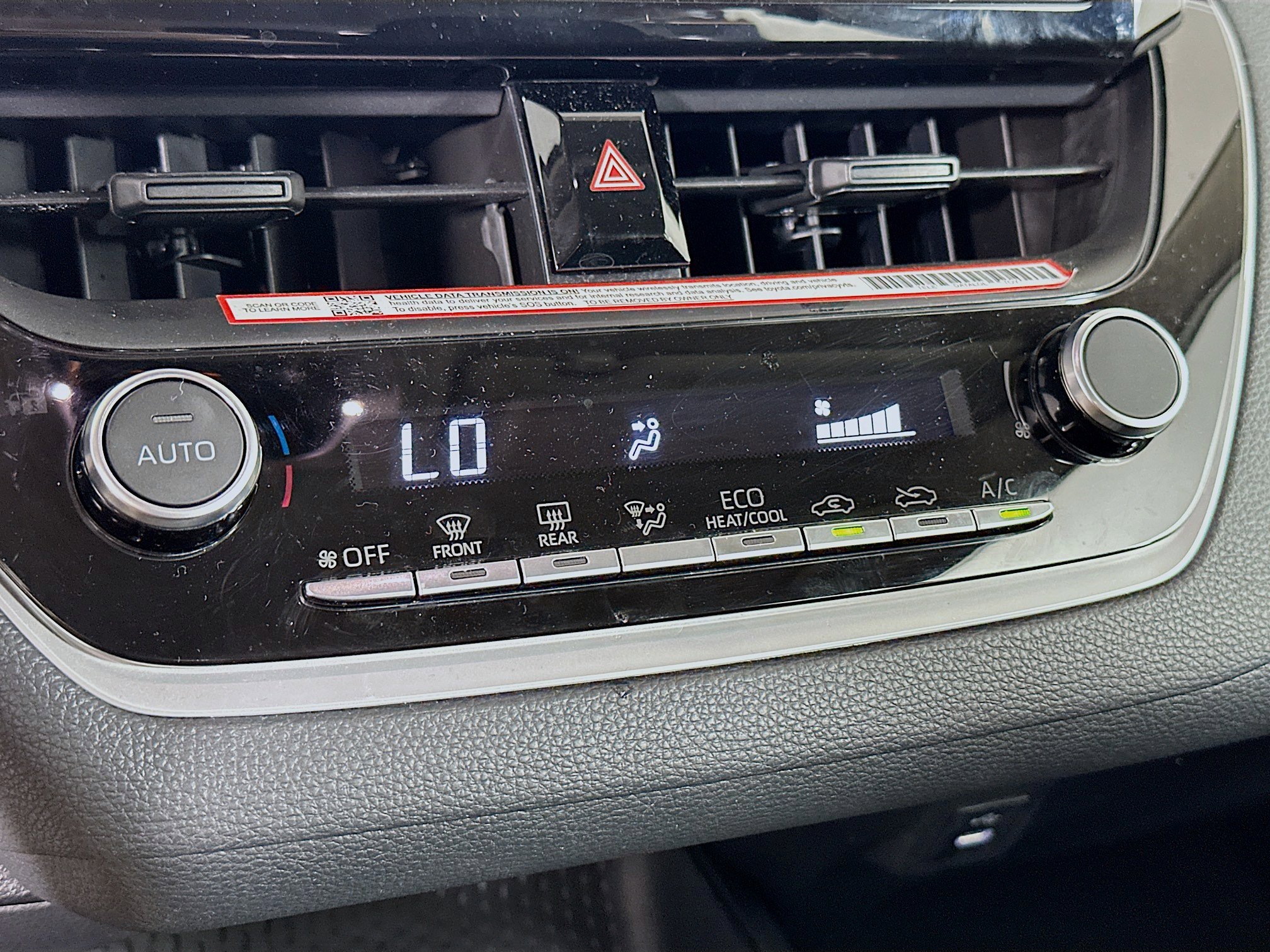 Used 2025 Toyota Corolla LE image 23