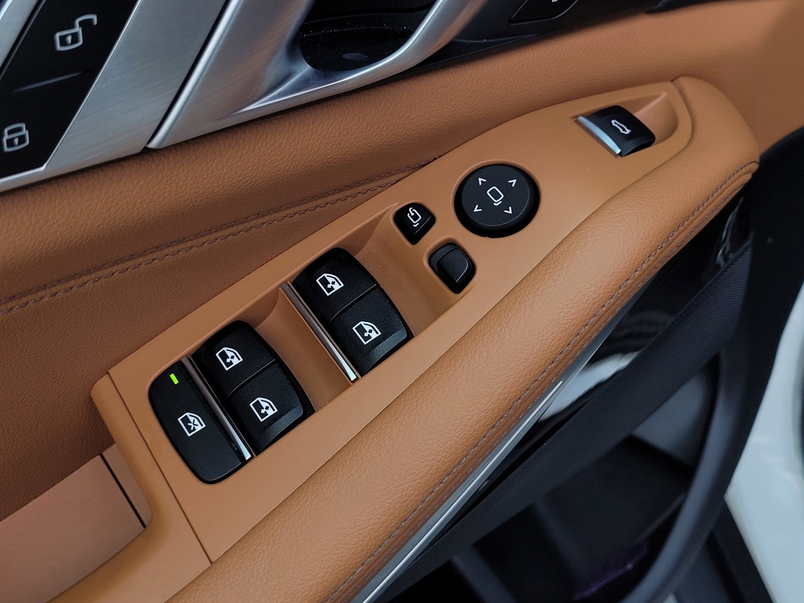 Used 2021 BMW X5 xDrive40i w/ Convenience Package image 10