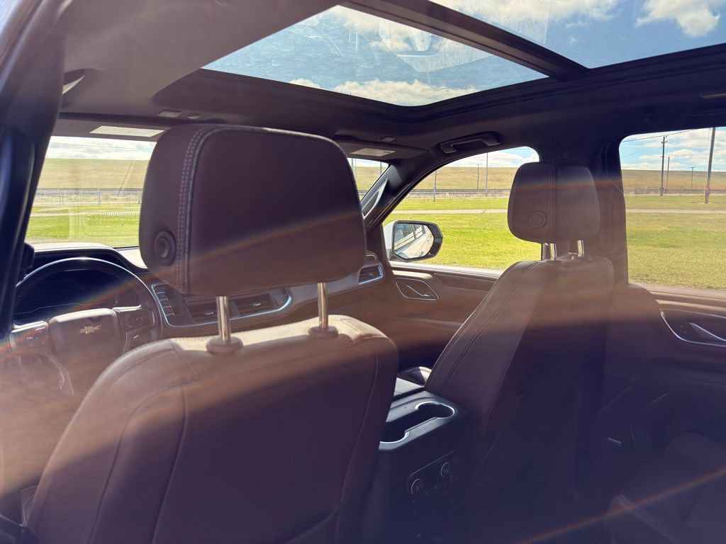 Used 2022 Chevrolet Suburban High Country w/ LPO, Illumination Package image 23