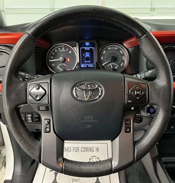 Used 2020 Toyota Tacoma TRD Off-Road w/ Technology Package AWD/4WD image 12