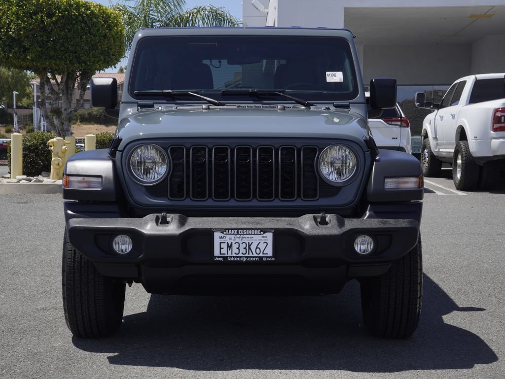 Used 2026 Jeep Wrangler Unlimited Sport AWD/4WD image 9