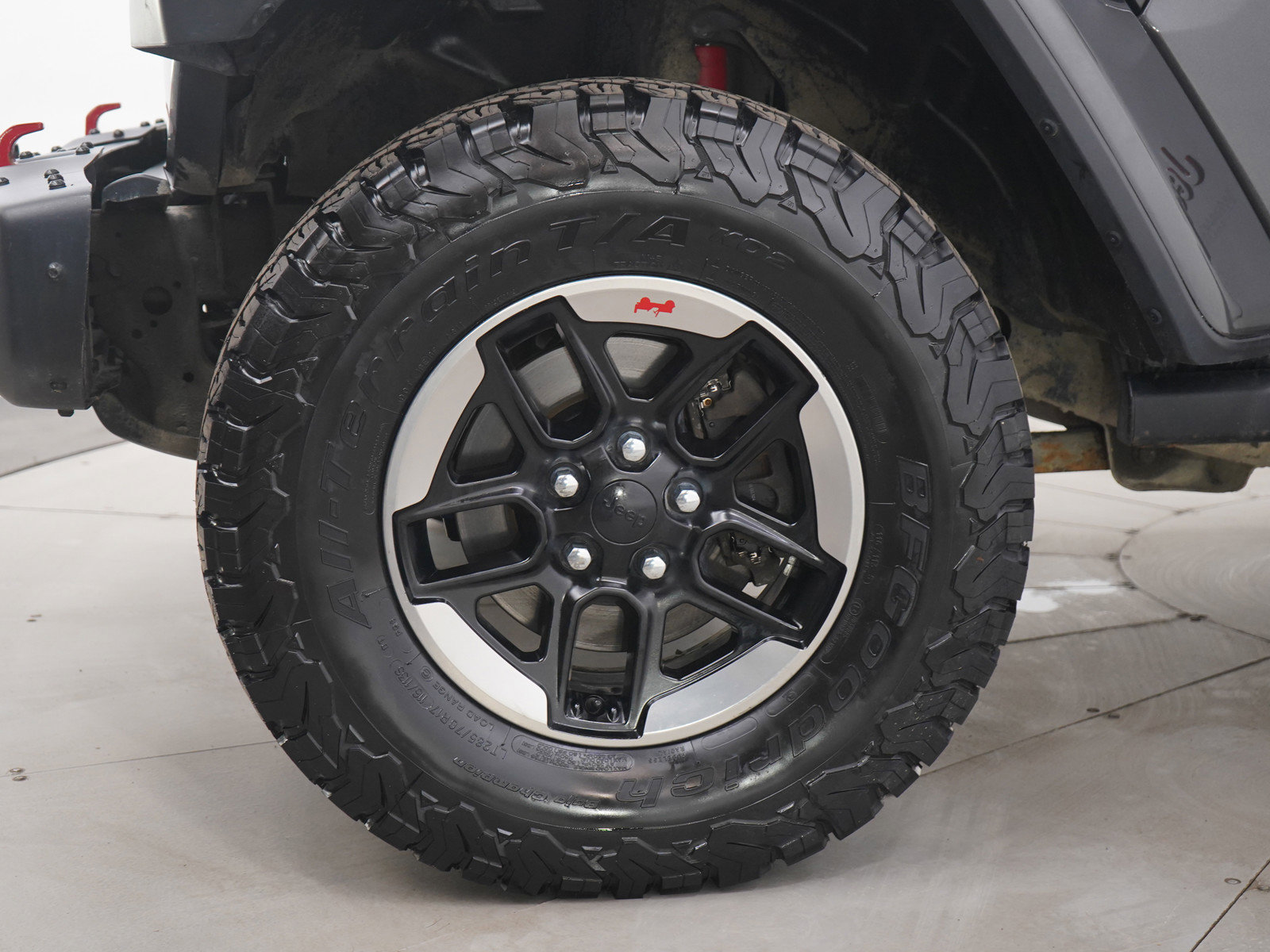 Used 2018 Jeep Wrangler Unlimited Rubicon w/ Dual Top Group image 29