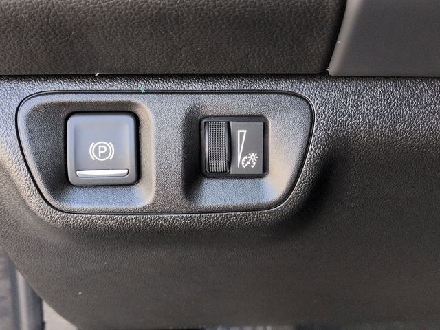 Used 2023 GMC Acadia SLE image 19