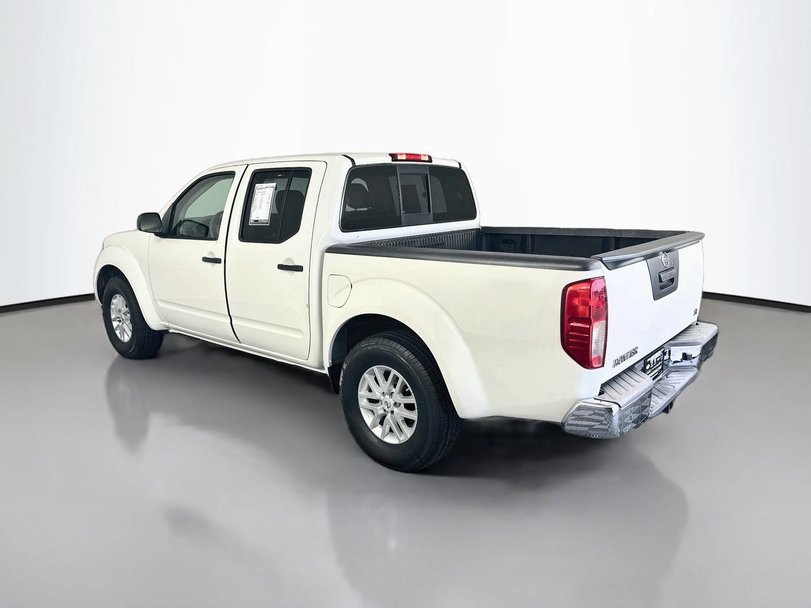 Used 2019 Nissan Frontier SV RWD image 5