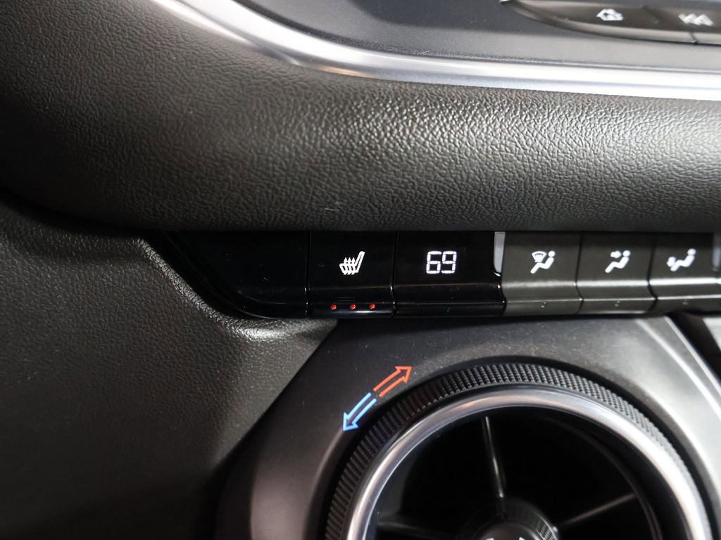 Used 2024 Chevrolet Blazer LT w/ Convenience Package FWD image 49