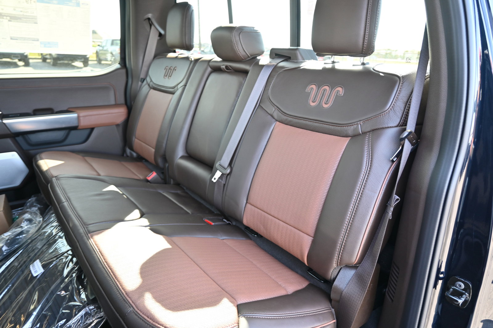 New 2025 Ford F150 King Ranch w/ FX4 Off-Road Package image 38