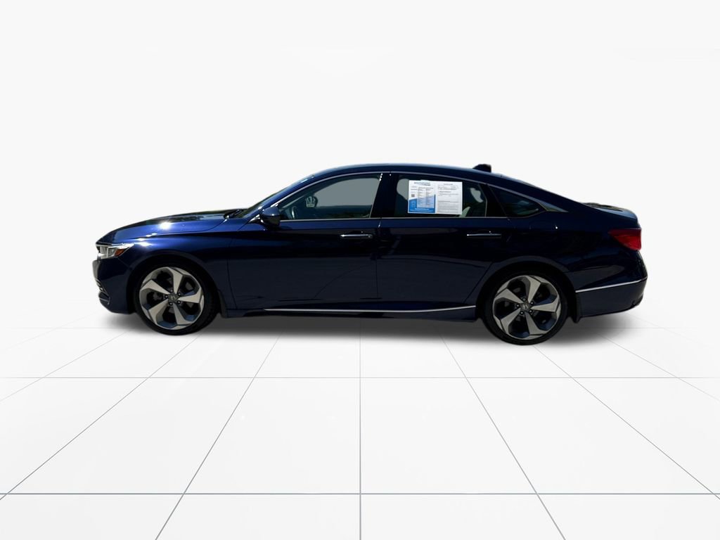 Used 2018 Honda Accord Touring image 4