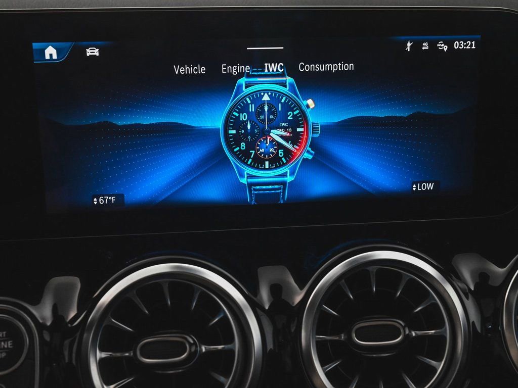 Used 2024 Mercedes-Benz GLA 35 AMG 4MATIC image 29