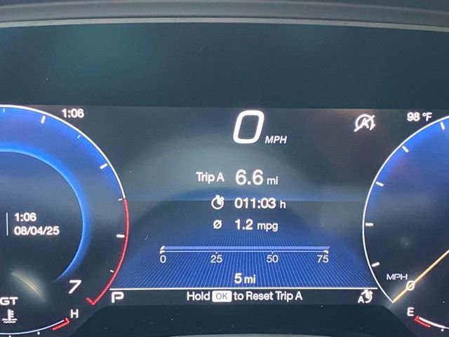 New 2025 Maserati Grecale GT image 25