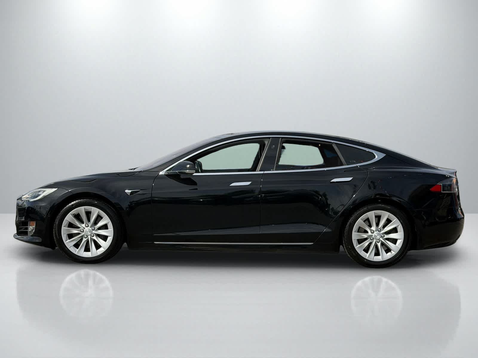 Used 2018 Tesla Model S 75D AWD/4WD image 2
