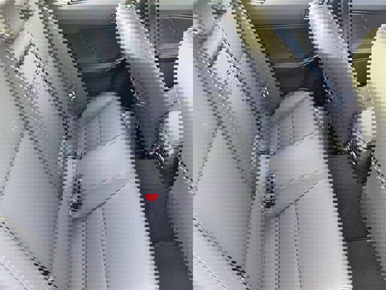 Used 2024 Lexus IS 300 w/ Premium Package image 15