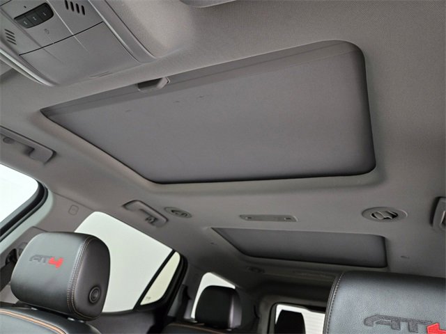 Used 2021 GMC Acadia AT4 w/ Technology Package image 14